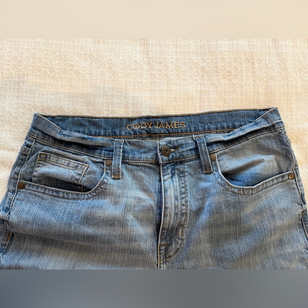 Cody James Relaxed Fit Light Blue Jeans